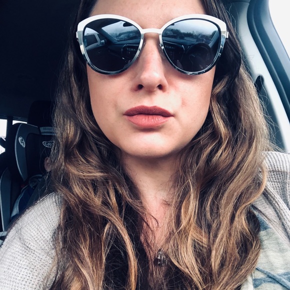 Nichole, Posh Ambassador & Posh Affiliate - Picture 6 of 6